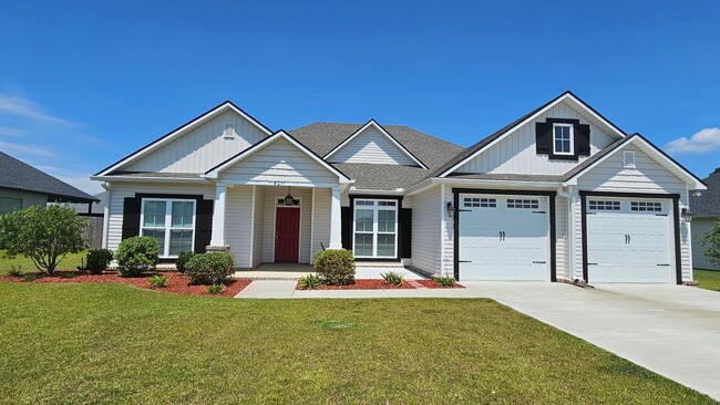 Building Photo - Knights Landing four bedroom home