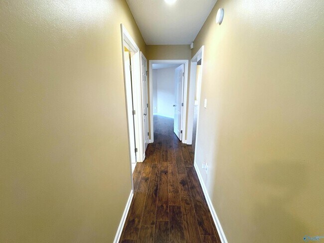 Building Photo - 117 Bremerton Dr SW