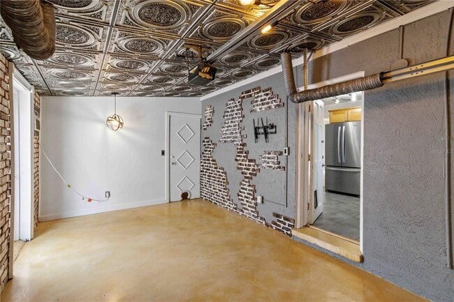 Building Photo - 2713 W Braddock St
