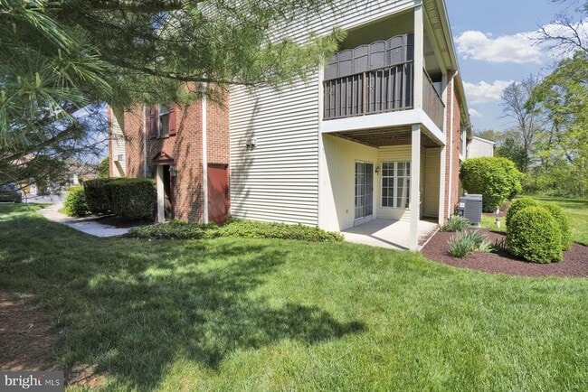 Building Photo - 325 Westridge Cir