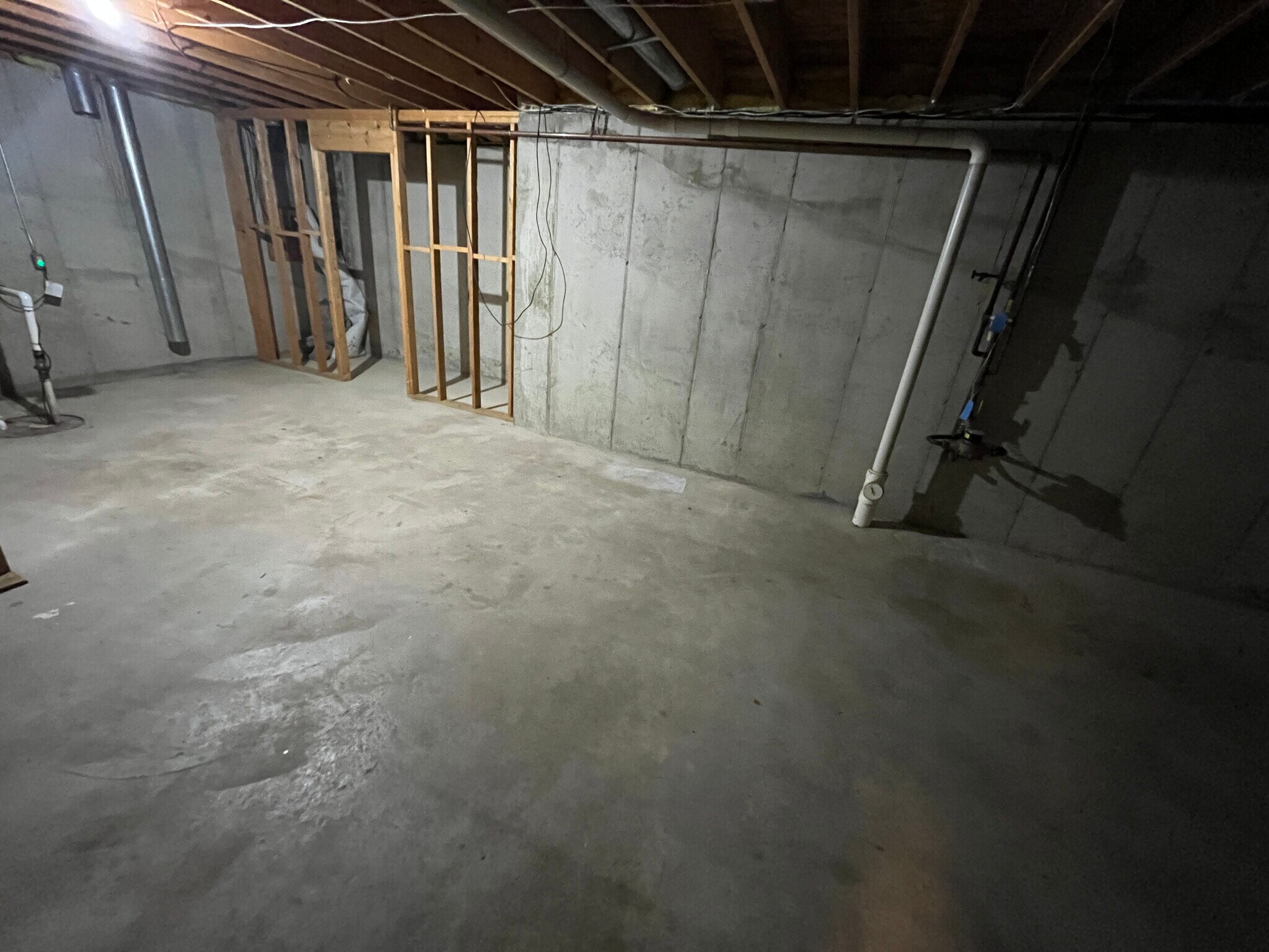 Building Photo - 1195 Cranberry Ct