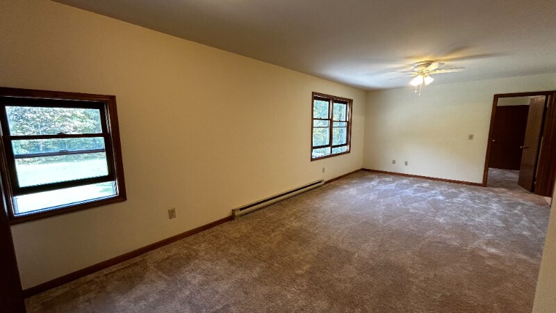 Building Photo - 916 Kings Rd