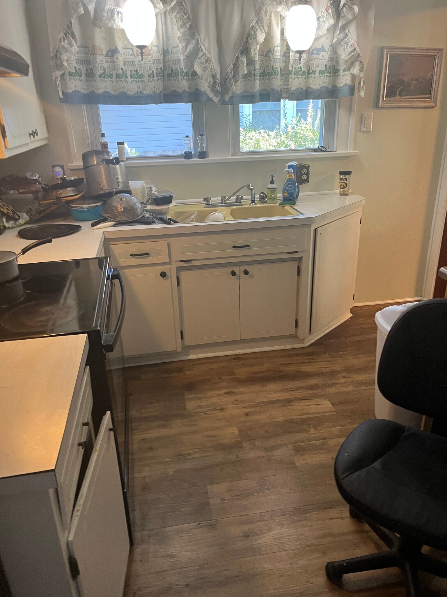 Building Photo - 2118 Elm St