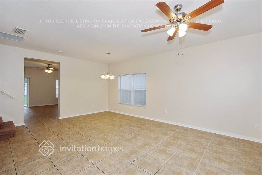 Building Photo - 10627 Cypress Trail Dr