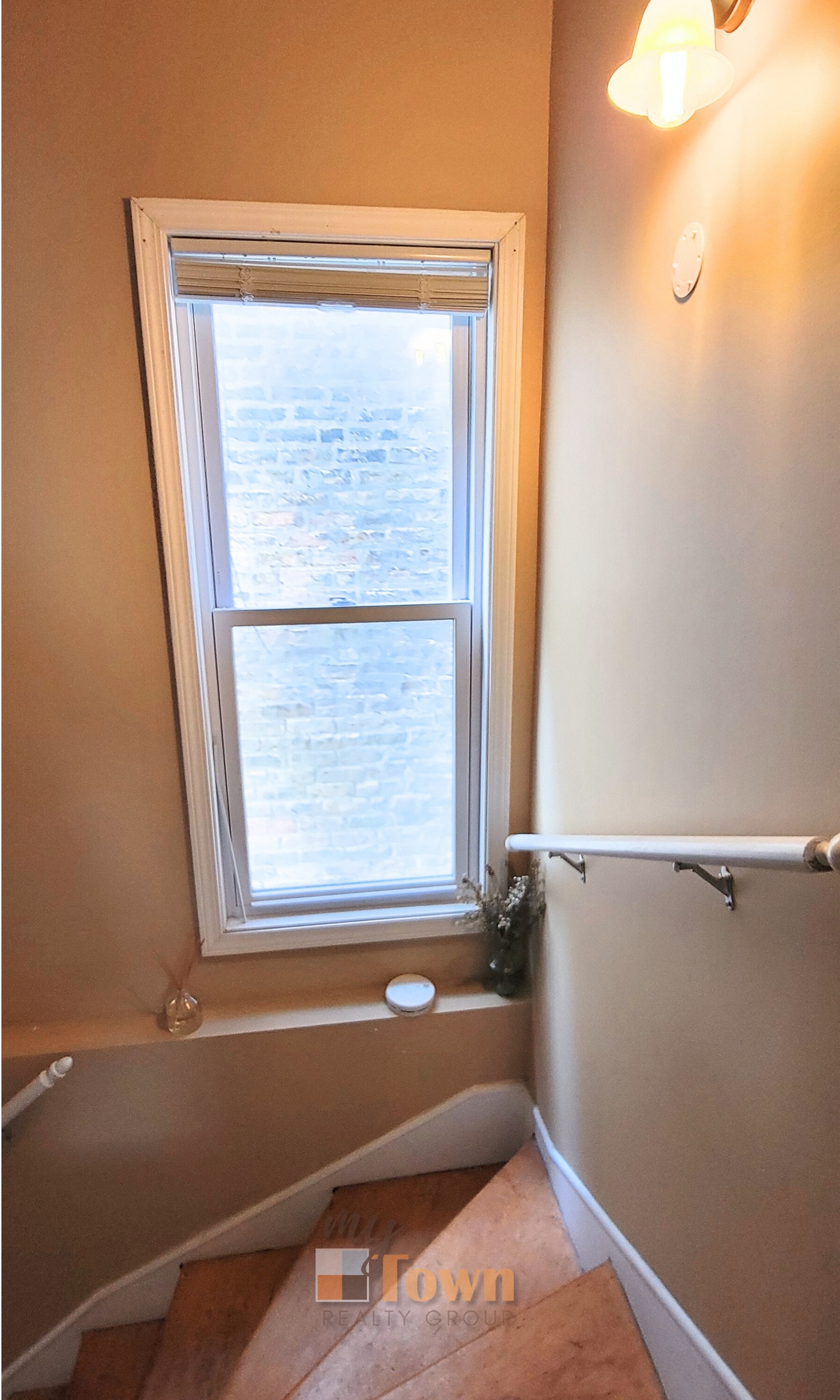 Building Photo - 3430 W Cortland St