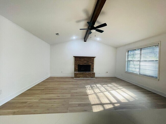 Building Photo - 2117 Pear Orchard Dr