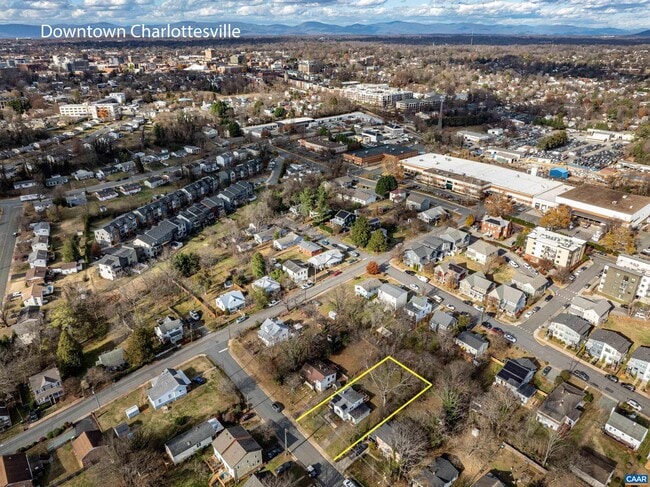 Building Photo - 1407 Vine St