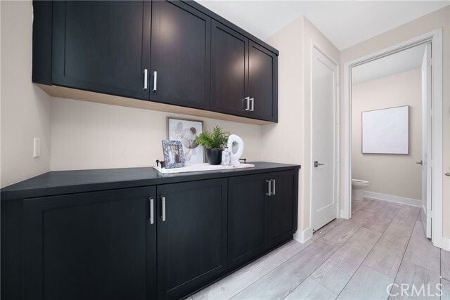 Building Photo - 130 Chorus