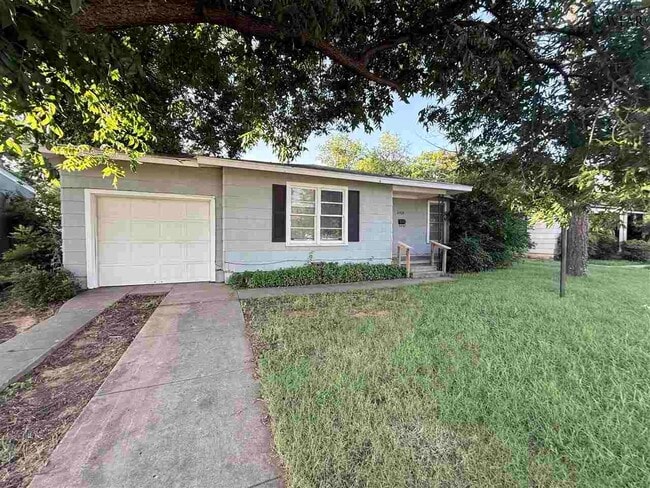 Primary Photo - 2408 Wedgewood Ave