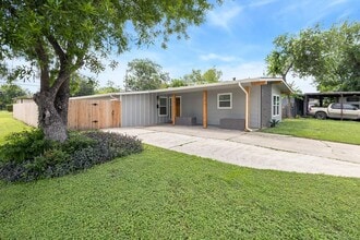 Building Photo - 306 Westmoreland Dr
