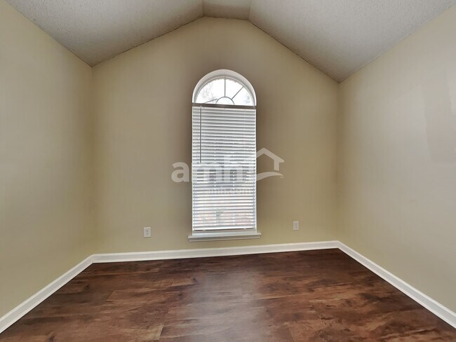 Building Photo - 5 Milsey Bay Circle