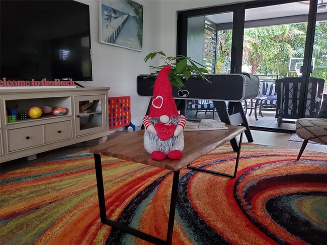 Building Photo - 2009 Admirals Way