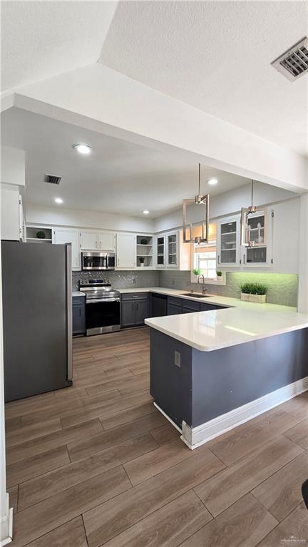 Building Photo - 19 Colorado St