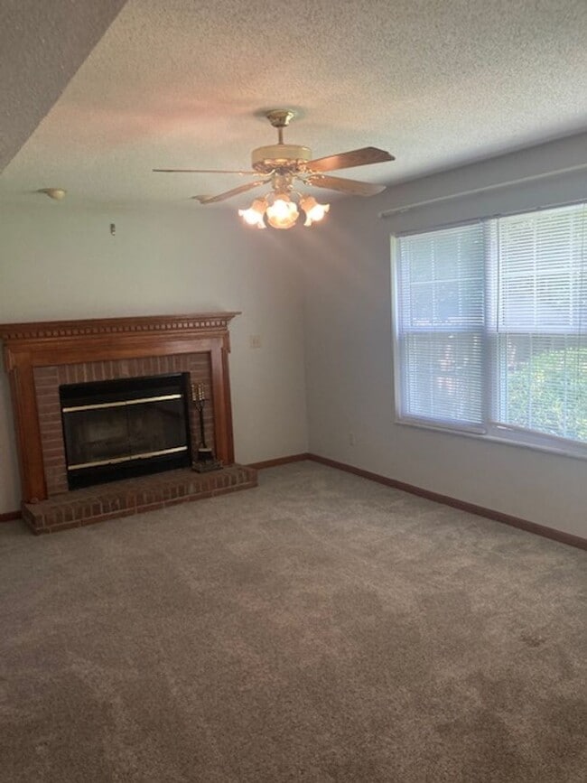 Building Photo - Beautiful Home Coming Soon!!