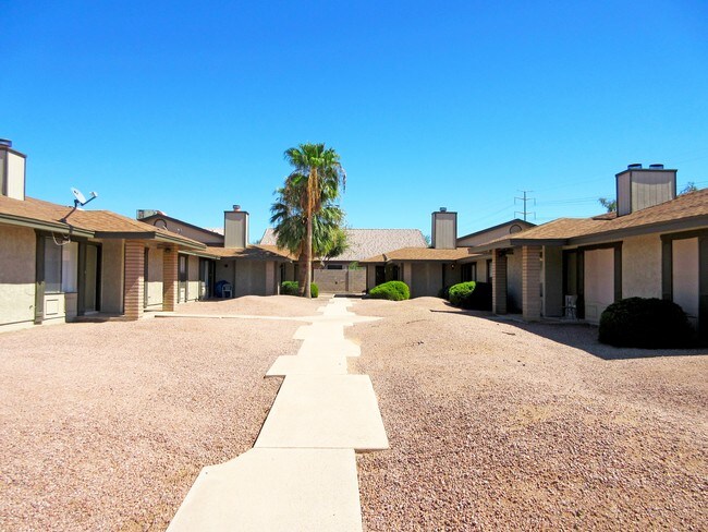 Melrose Place Mesa, AZ Apartment Finder