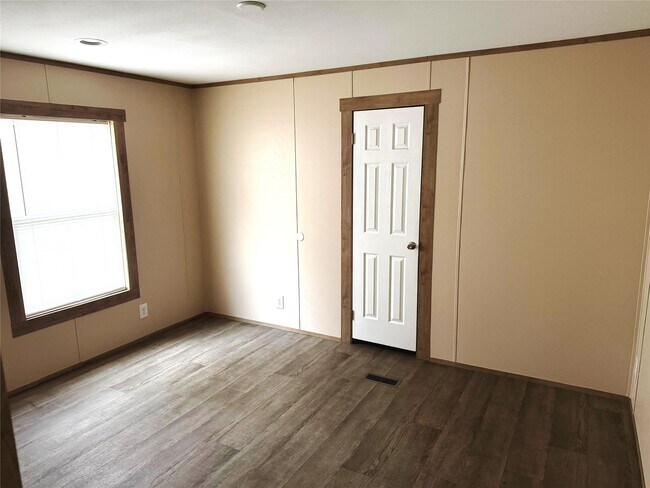 Building Photo - 630 Oak Valley Ln