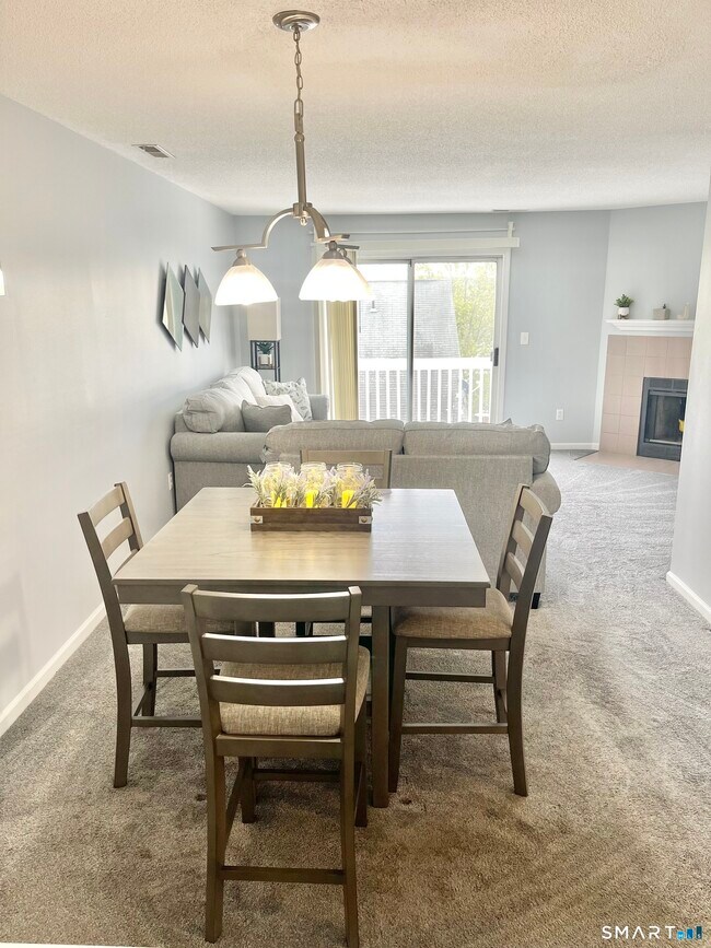 Building Photo - 2390 State St