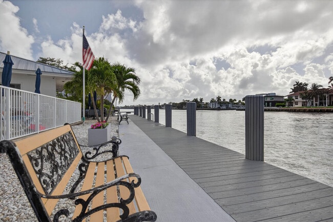 Building Photo - 3114 S Ocean Blvd