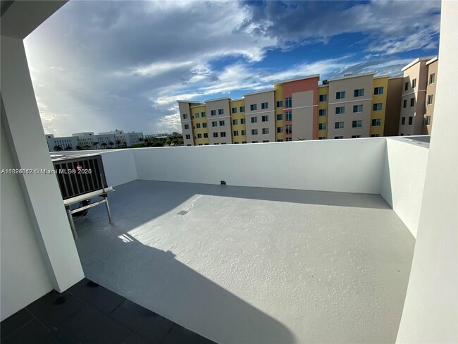 Building Photo - 9181 NW 33rd St