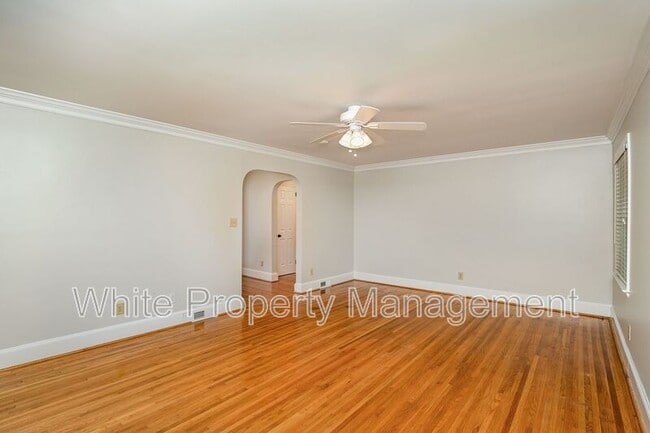 Building Photo - 4643 Addison Drive