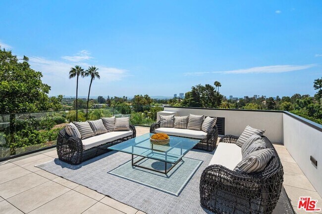 Building Photo - 1200 Angelo Dr