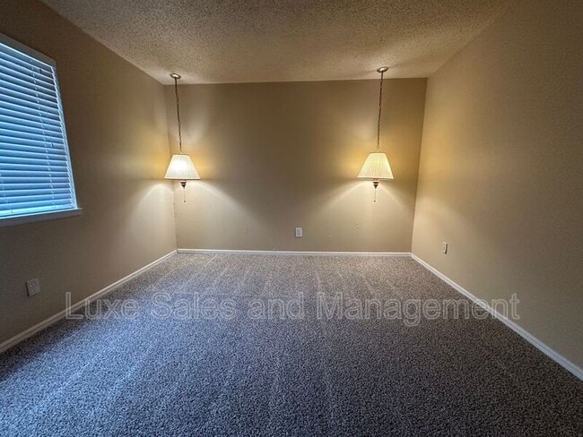 Building Photo - 6060 NW Expressway