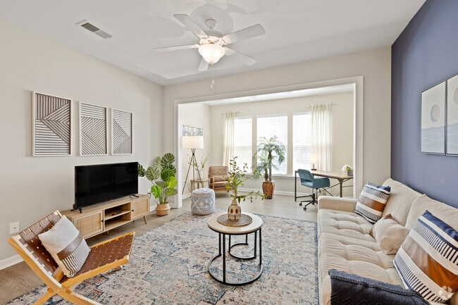 Interior Photo - Vinings at Carolina Bays