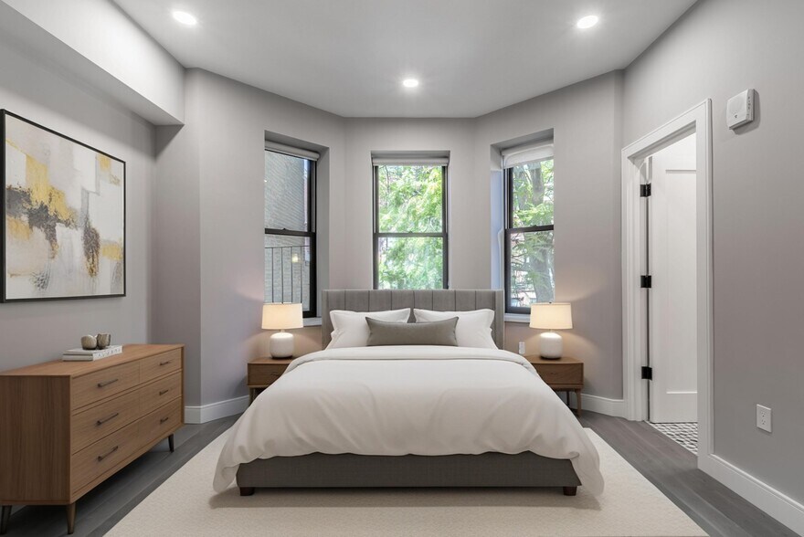 Building Photo - 169 Newbury St