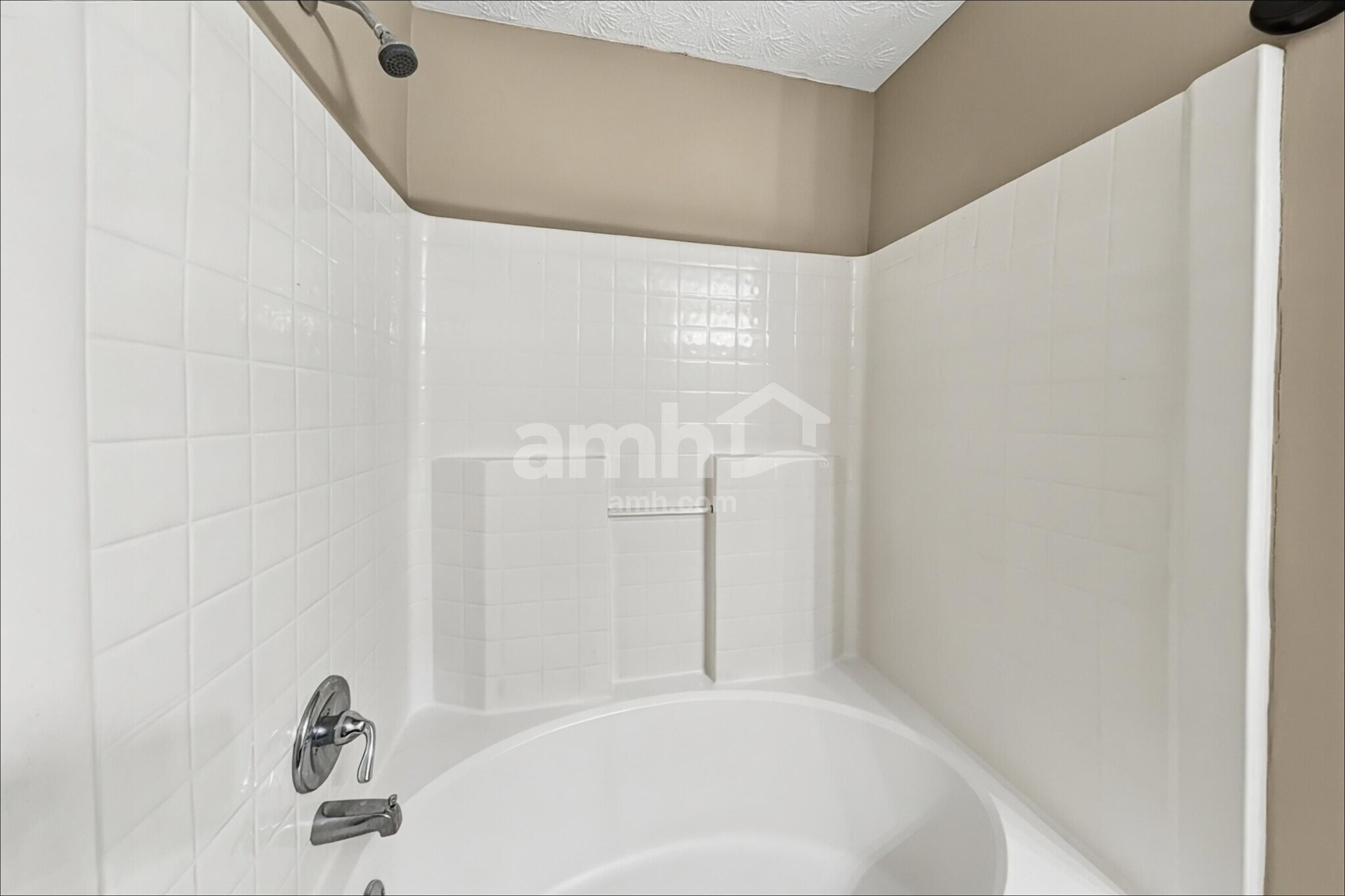 Building Photo - 451 Bellingham Dr