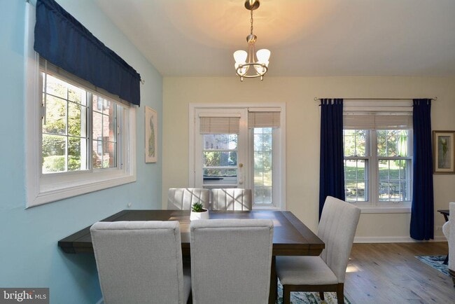 Building Photo - 3436 Martha Custis Dr