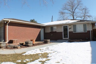 Building Photo - 6482 Zephyr St