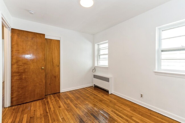 Building Photo - 169 McAdoo Ave