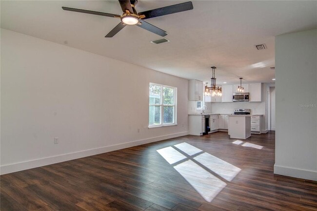 Building Photo - 15506 NW 134th Terrace