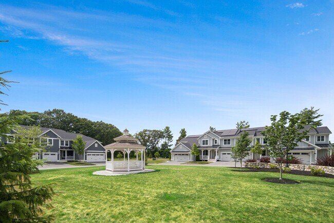 Building Photo - 19 Lily Pond Ln