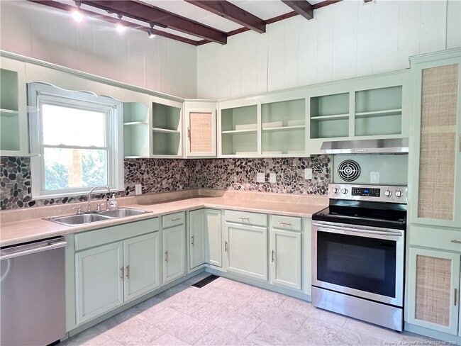 Building Photo - 420 Durant Dr