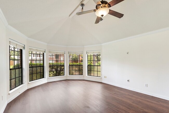 Building Photo - 15107 Easton Park Dr