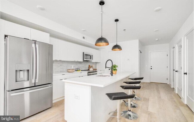 Building Photo - 1540 Frankford Ave