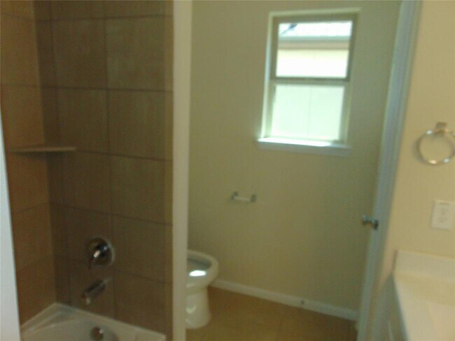 Building Photo - 24782 Levante Dr