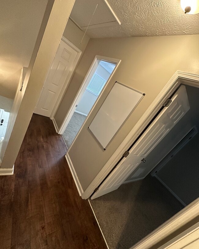 Building Photo - 1426 Riverline Trail