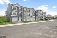 Building Photo - 330 Cadbury Dr