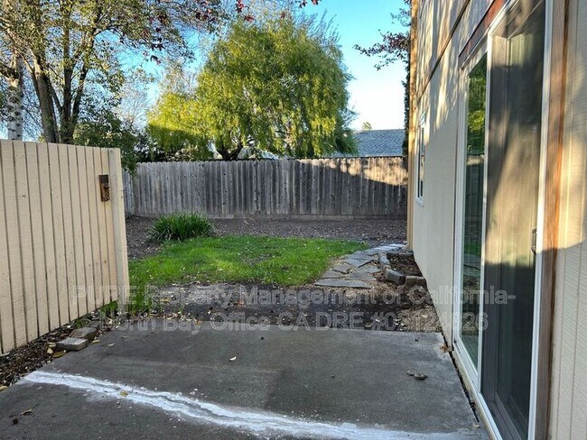 Building Photo - 7500 Bridgit Dr
