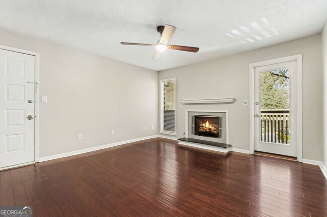 Building Photo - 918 Dunbar Dr