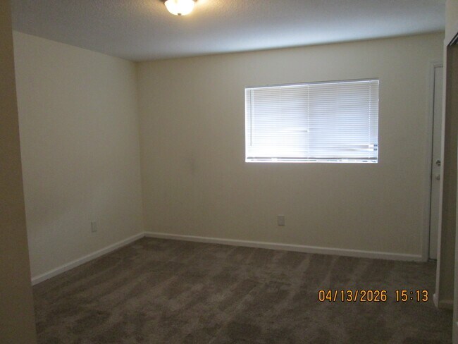 Building Photo - 1200 Bretta St