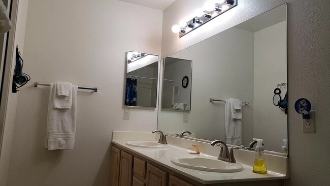 double sink Master Bathroom - 5710 E Tropicana Ave