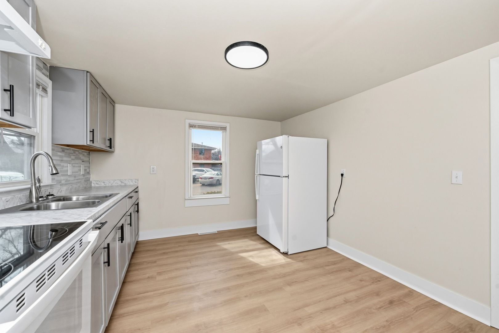 Building Photo - 5923 Missouri Ave