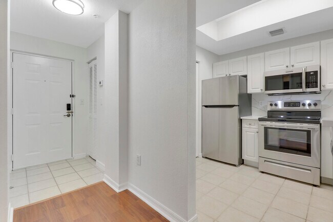 Building Photo - 2809 Amalei Dr