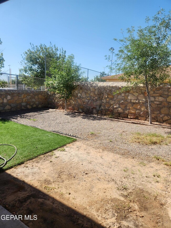 Building Photo - 14312 Pancho Gonzalez Ct