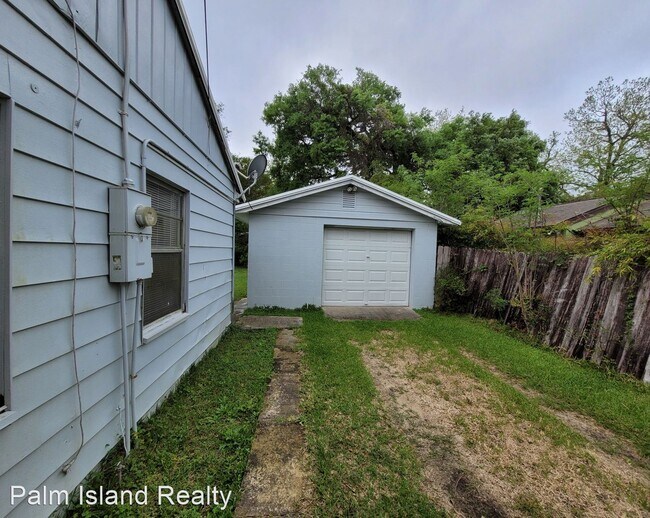Building Photo - 2 br, 1 bath House - 1207 N 46th Ave