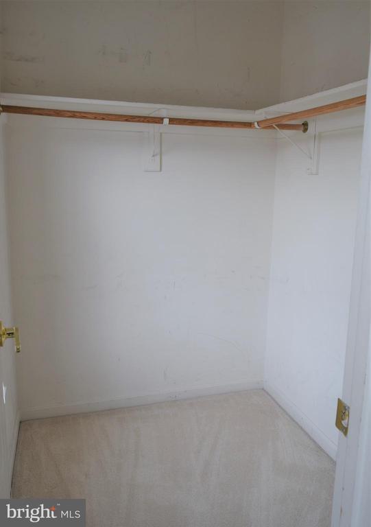 Building Photo - 8933 Royal Astor Way