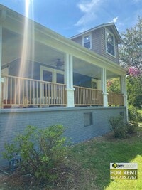 Building Photo - Beautiful Property with 3/1.5 Home!